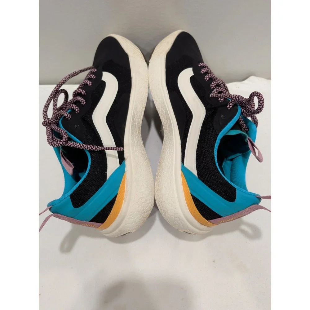 VANS UltraRange Exo, Women's Size 7 Multi  Black White Blue Pink  721158